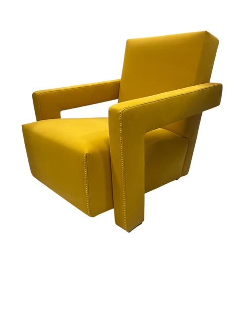 Poltroncina Ultra Tech Gialla-ready to live-