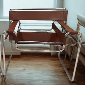 Poltrona Wassily-Ready to live-